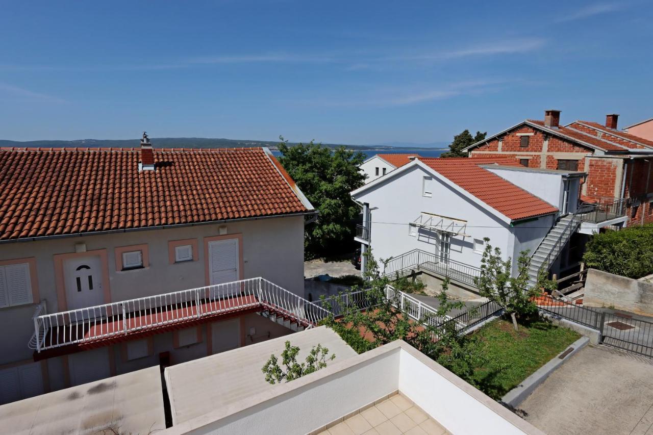 Apartments And Rooms With Parking Space Selce, Crikvenica - 2362 Buitenkant foto